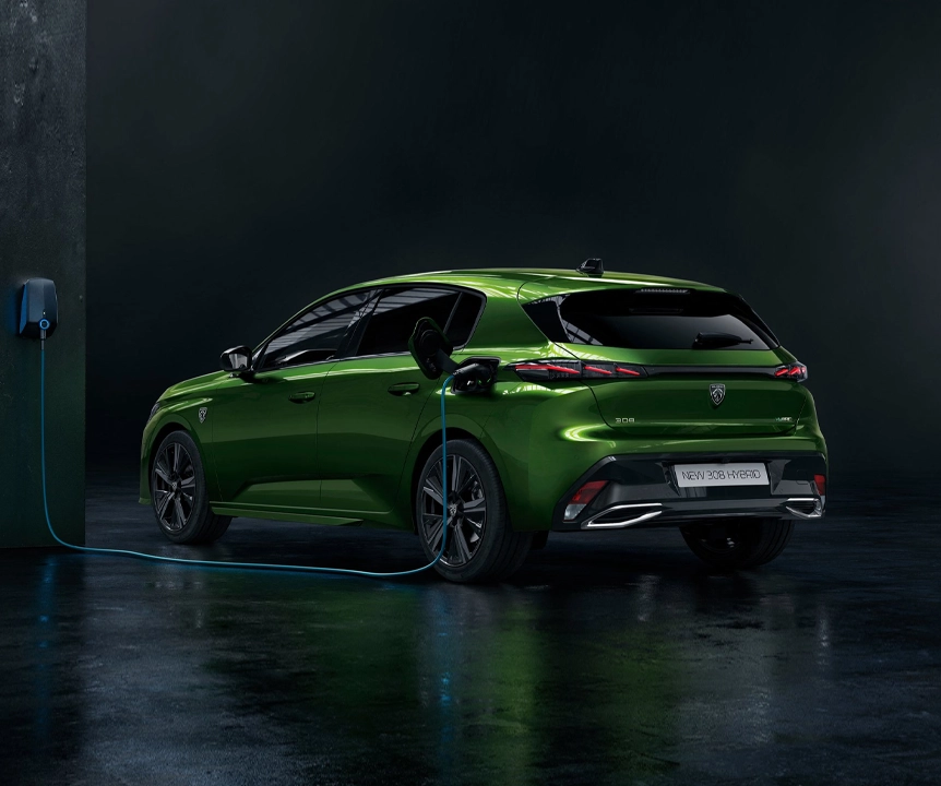 Noleggio Peugeot 308 Allure Hybrid