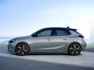 noleggio auto a breve termine opel corsa