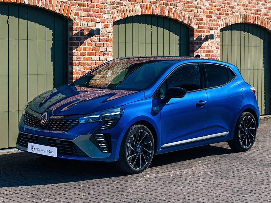 noleggio auto a breve termine renault clio