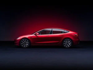 noleggio auto a breve termine tesla model 3